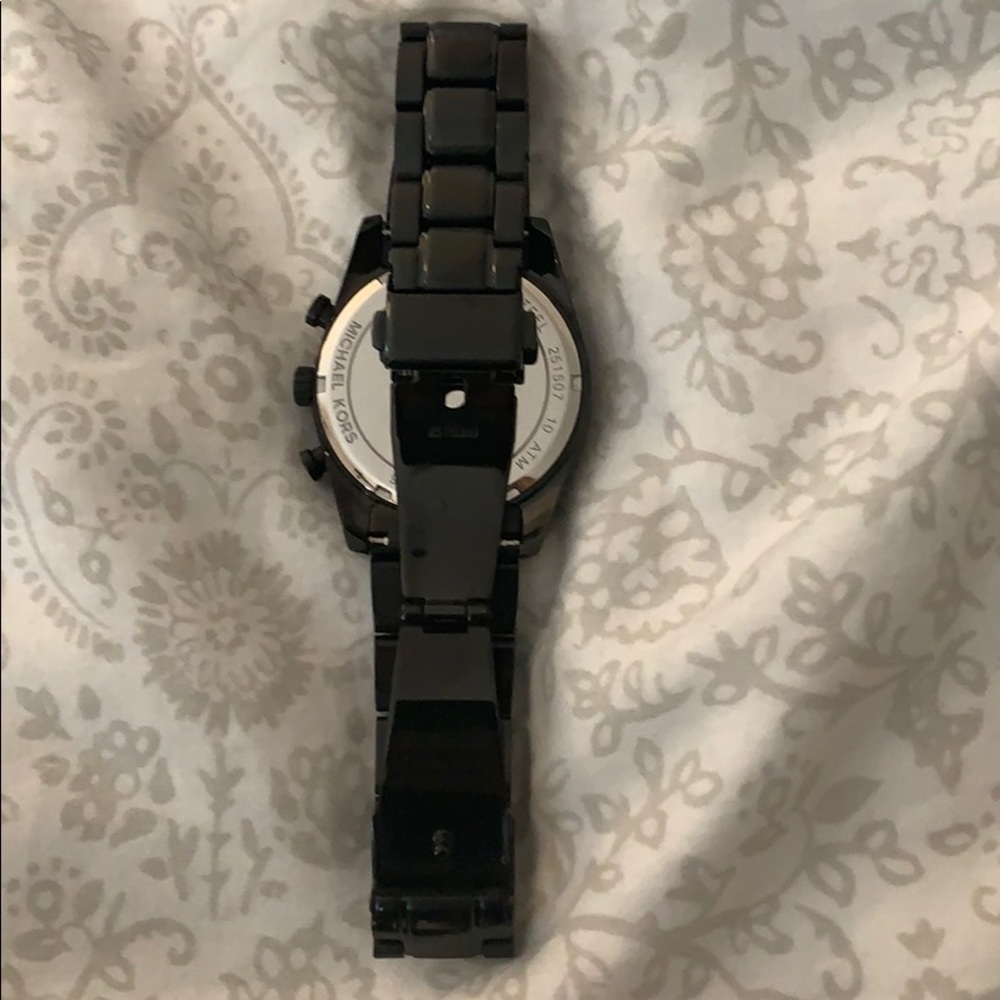 Michael Kors unisex link watch - Picture 3 of 5